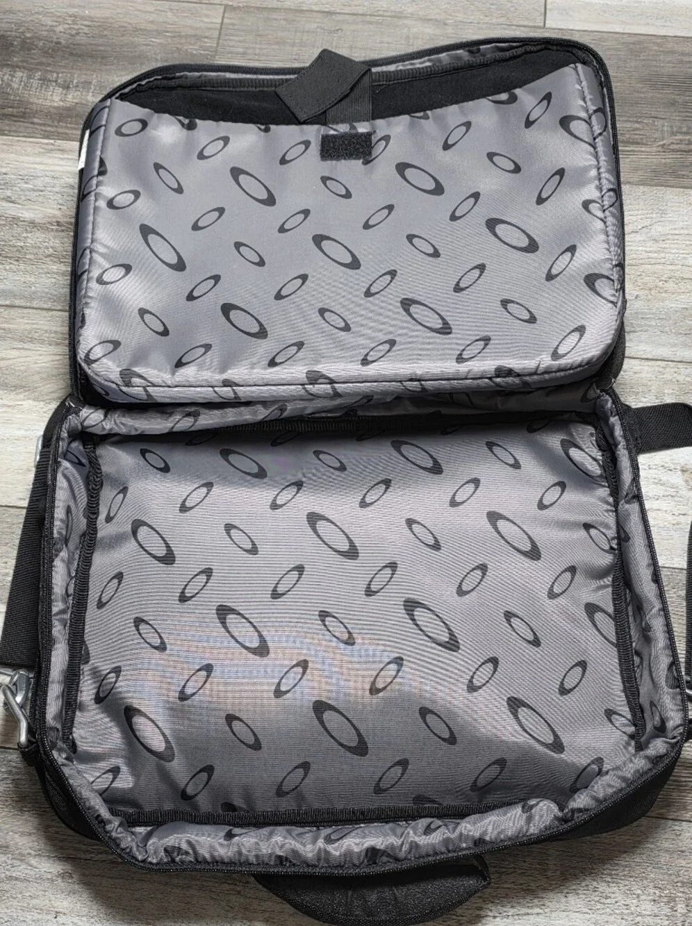 Oakley Rare Complete Vintage Nylon Tactical Laptop Briefcase Messanger Bag *READ